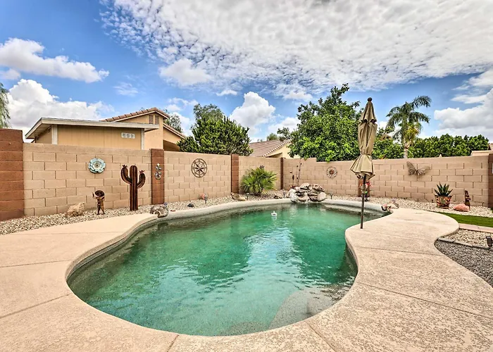Ferienhaus Bbq-ready Oasis Near Golfing + Stadium! *